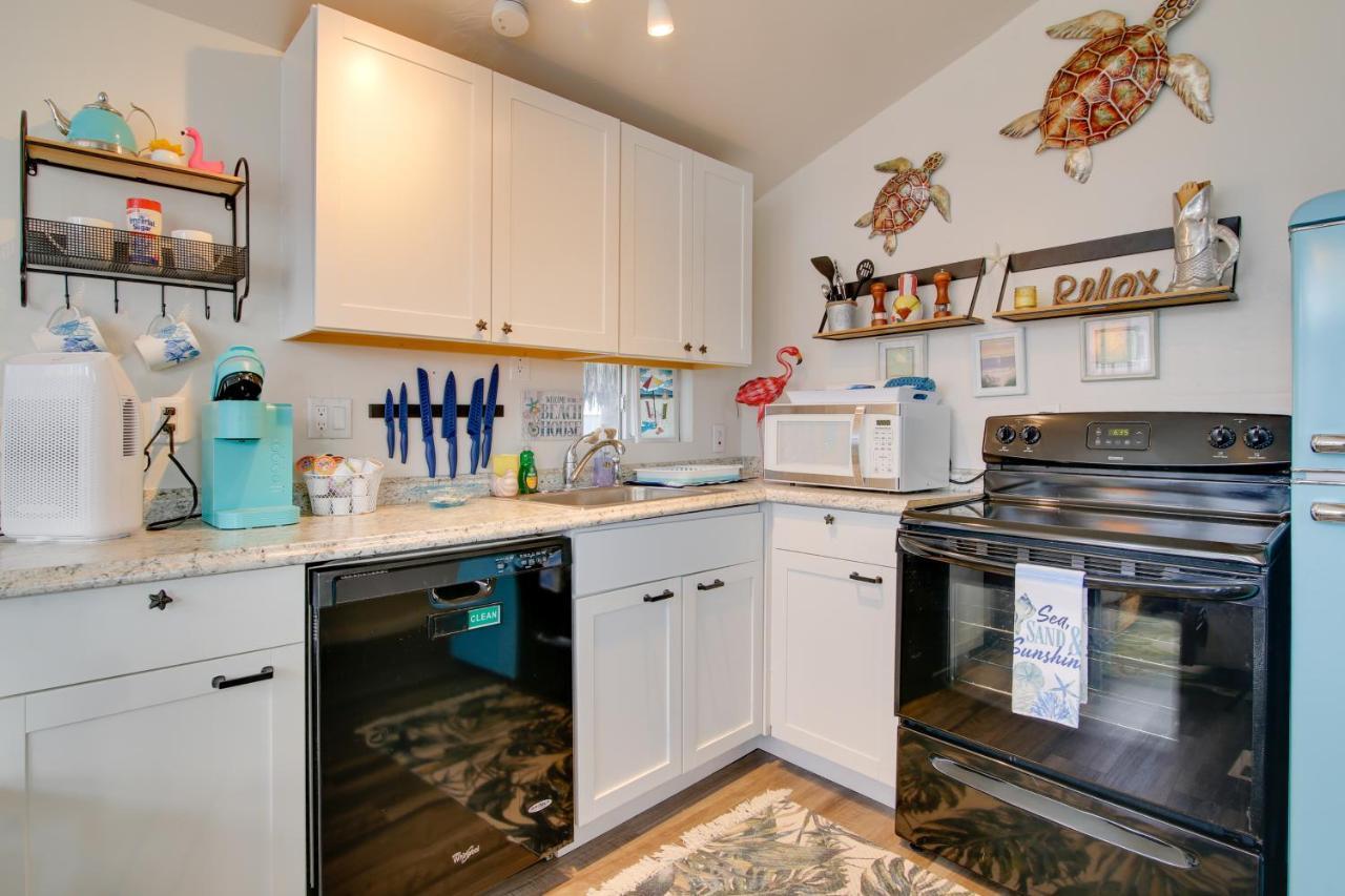 Cozy Waterfront Port Isabel Cottage With Deck! Eksteriør bilde